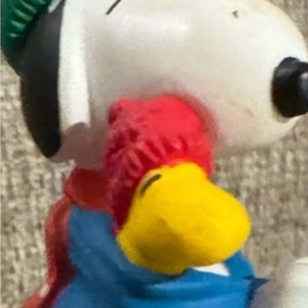 Hallmark Peanuts ornament vintage 1992 Snoopy and Woodstock sitting on doghouse